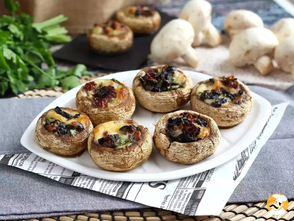 7. Гъби шампиньон с моцарела, маслини и сушени домати