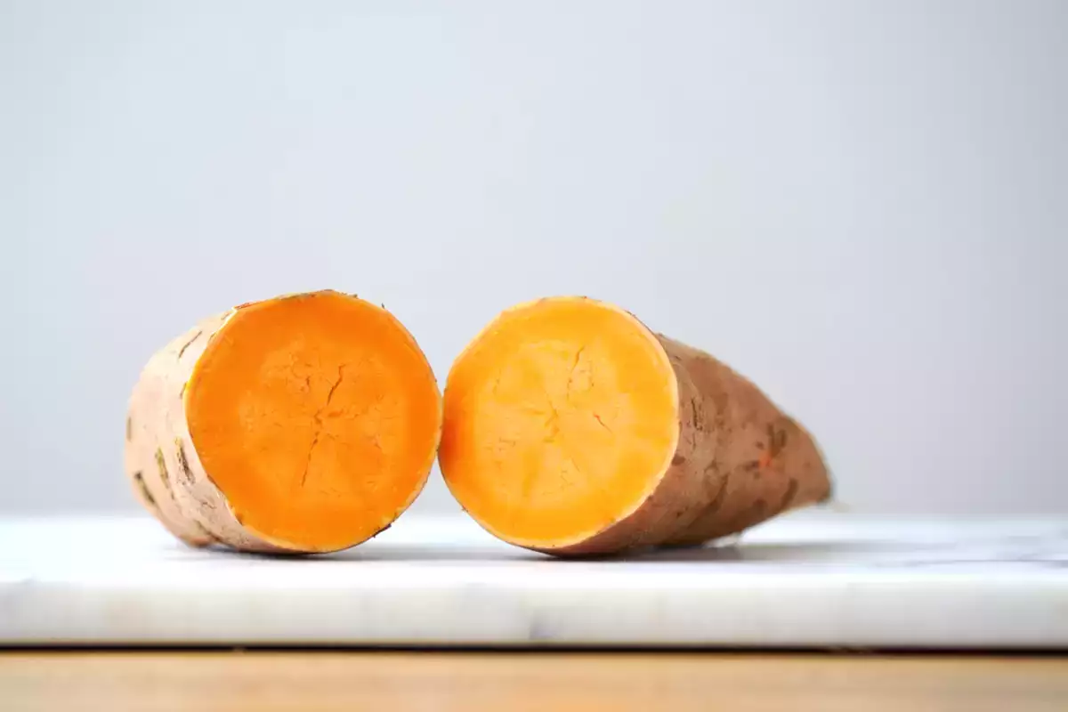 Мога ли да ям сладките си картофи, ако са покълнали?