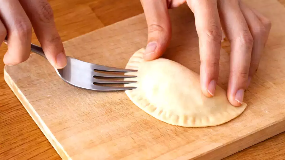 Готварски трикове с вилица: най-простият (и полезен) многофункционален инструмент в кухнята