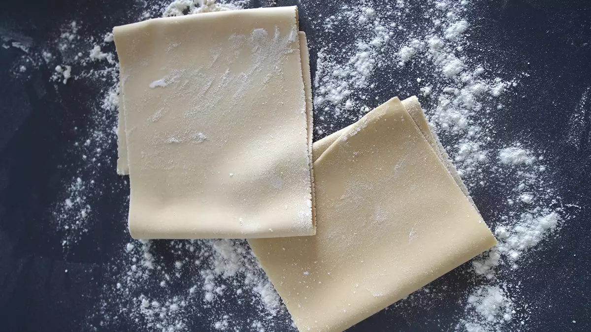 Това е перфектната домашна паста за лазаня: не е необходимо да я варите първо и е още по-вкусна.