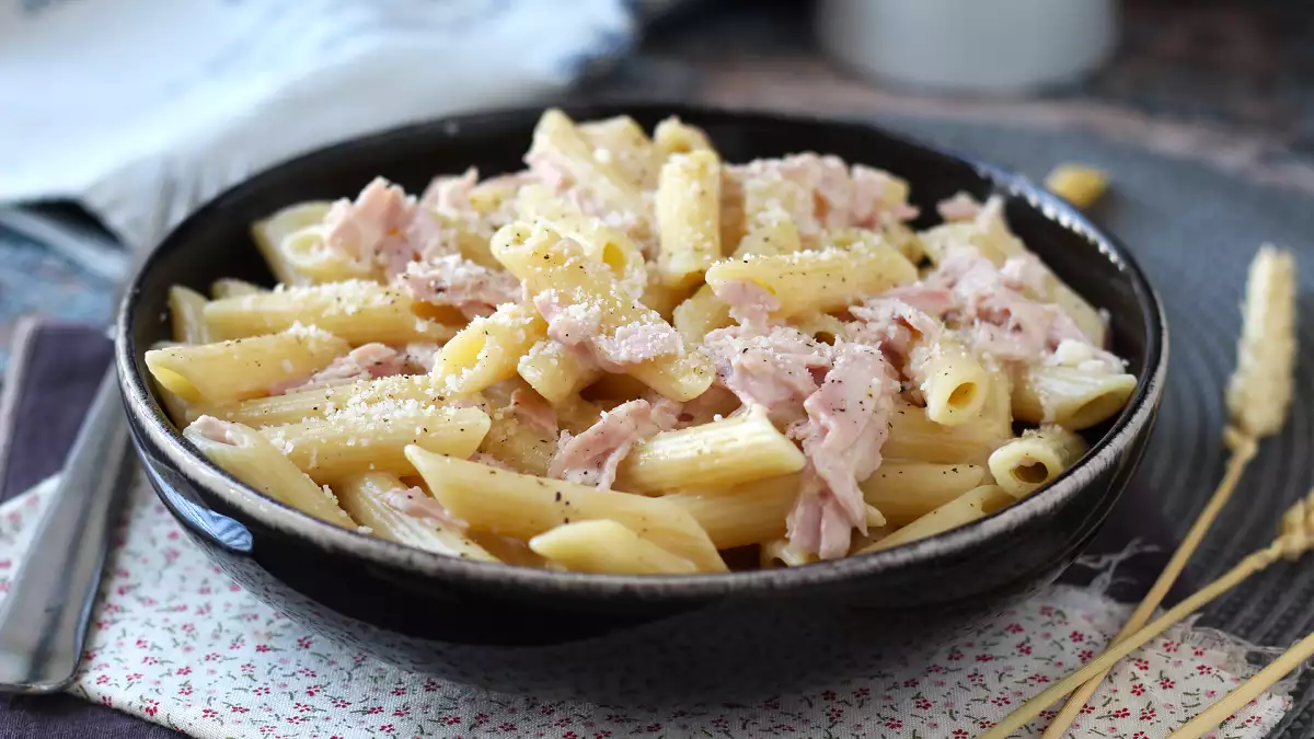 8 животоспасяващи рецепти за студенти: какво да сготвим, когато килерът и хладилникът са почти празни?