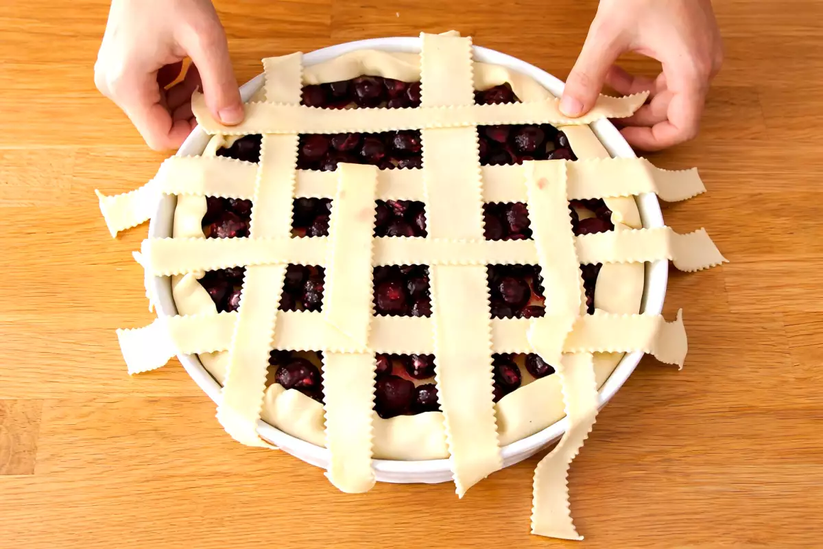 11 разреза и гънки с бутер тесто, които променят изцяло вида на рецептите ви