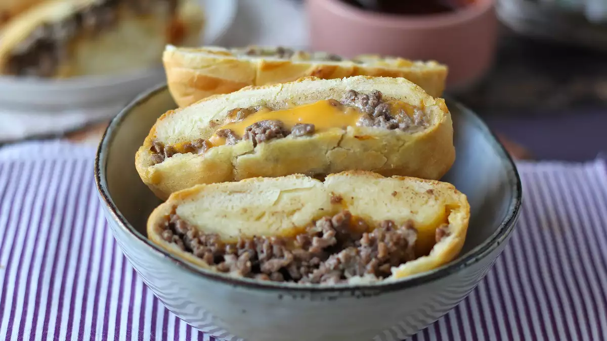 7 абсурдно вкусни рецепти с тесто за пица (които не са пица)