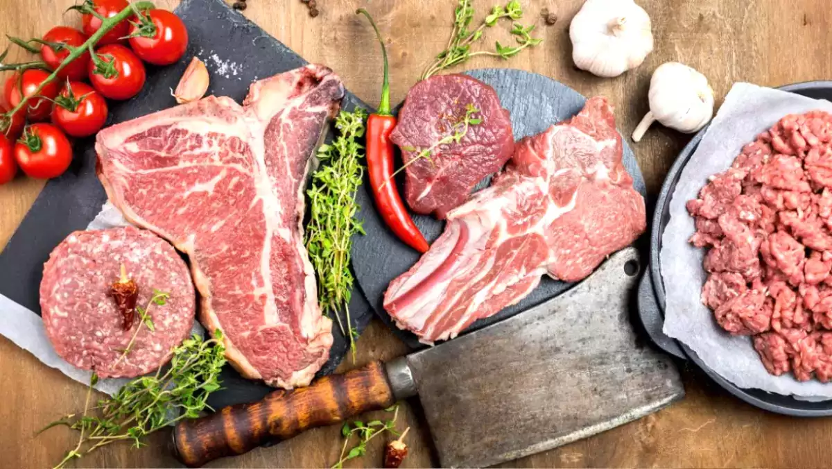 Защо месото винаги трябва да се изважда от хладилника преди готвене (и за колко време)
