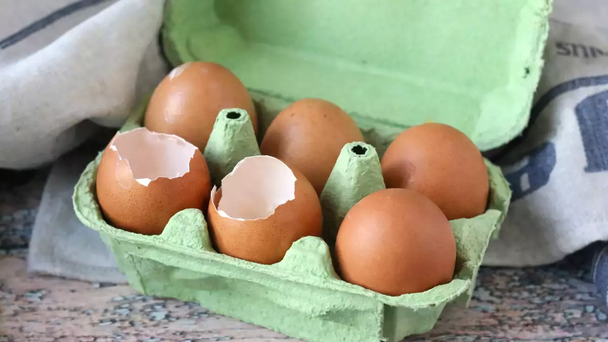 Правите това с яйчени черупки и не можете да си представите риска, който може да поемете в кухнята.