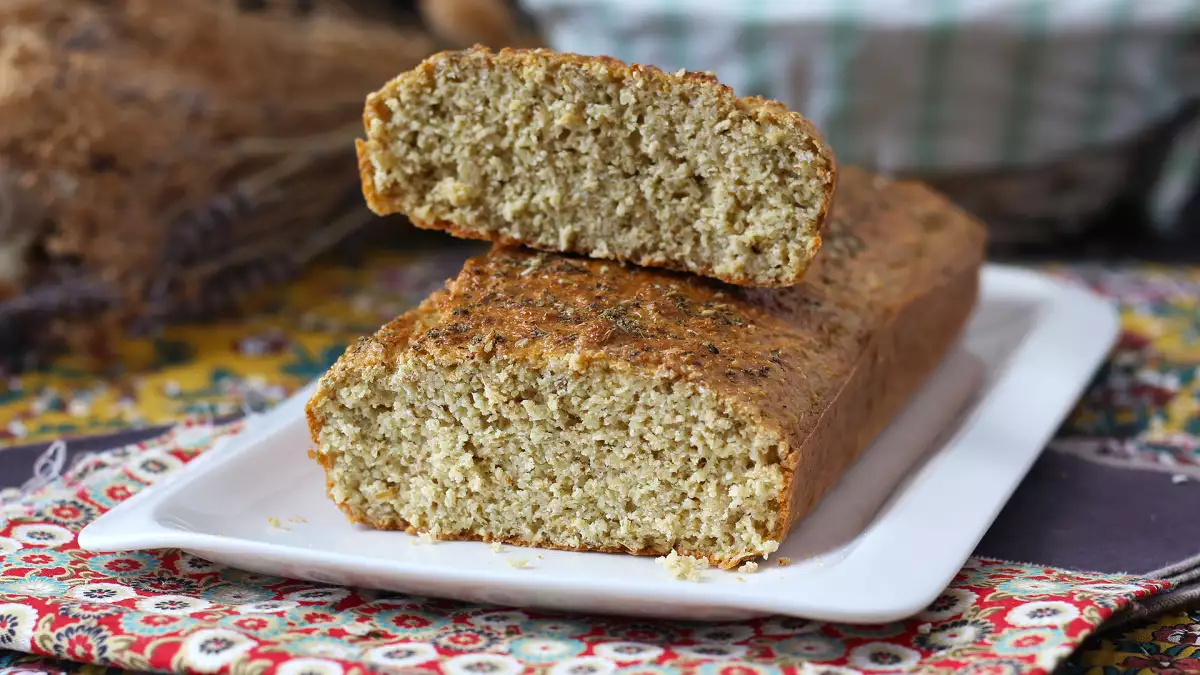 Търсите по-лесно смилаем хляб? Може би ще ви хареса тази рецепта без бяло брашно!