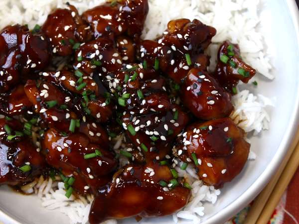 Ако използвате соев сос само за якисоба, тези 33 рецепти ще ви обърнат главата (и седмичното ви меню).