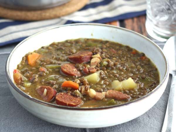 Понижава ли лещата либидото? Науката зад вирусния цитат на Оливър Лакс