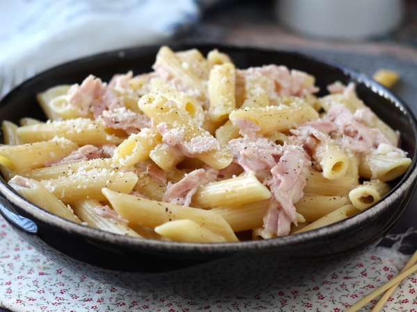 8 животоспасяващи рецепти за студенти: какво да сготвим, когато килерът и хладилникът са почти празни?