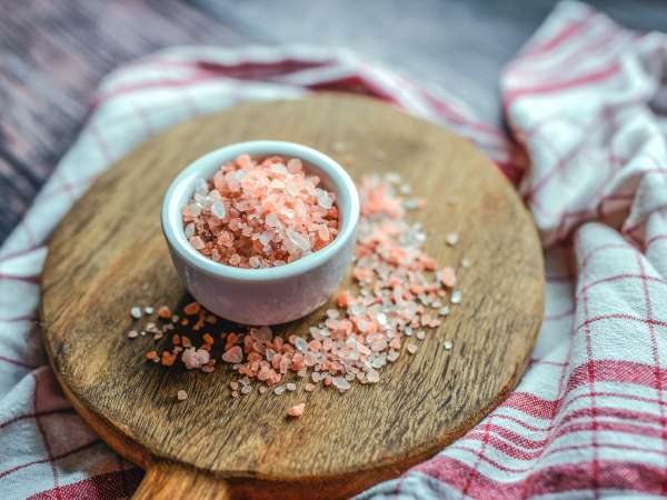 Подправете живота си без сол: умни, вкусни алтернативи!