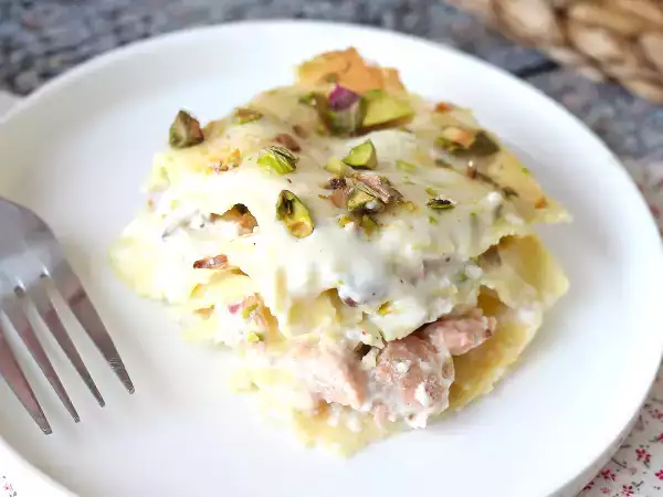 Неделен обяд: 50 неустоими рецепти между бабината традиция и модерната кухня