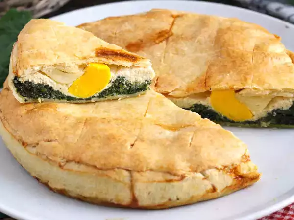 Великден Великденски сладкиш - италианският солен сладкиш, който заслужава място на вашата маса.