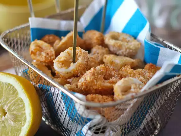 Риба във фритюрник? Открийте 7 леки, хрупкави и супербързи рецепти, които може да не очаквате (но ще харесате от първата хапка)