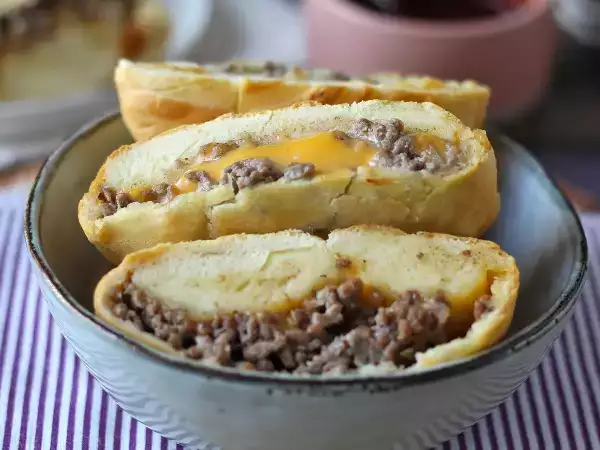 7 абсурдно вкусни рецепти с тесто за пица (които не са пица)