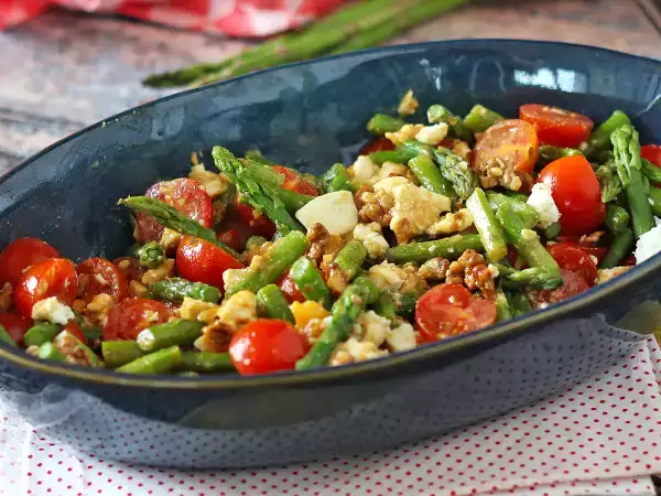 Пролет на масата: 19 цветни ястия, които веднага подобряват настроението