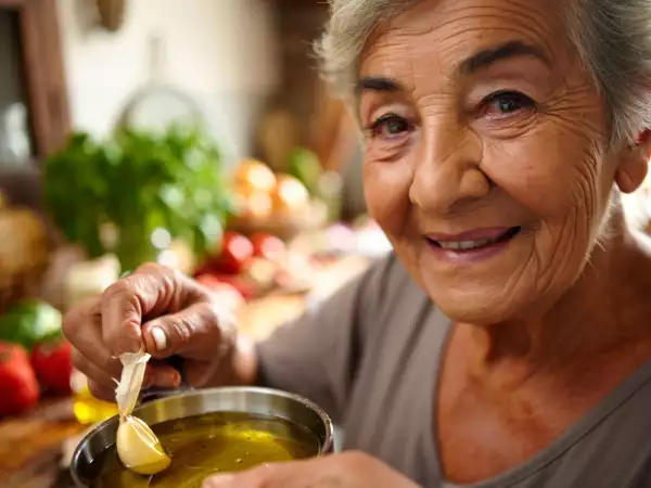 Баба винаги е знаела: чесънът трябва да се премахне и причината за това не е това, което си мислите.
