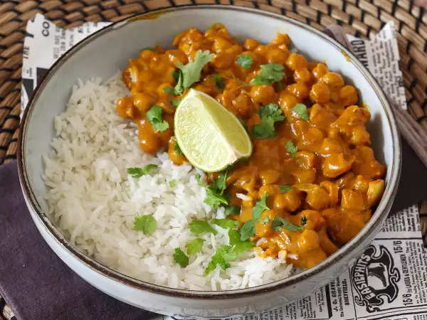 Дали седмицата ви е твърде натоварена? Тези 20 рецепти с консервирани храни могат да решат проблема с храненето без усилие.