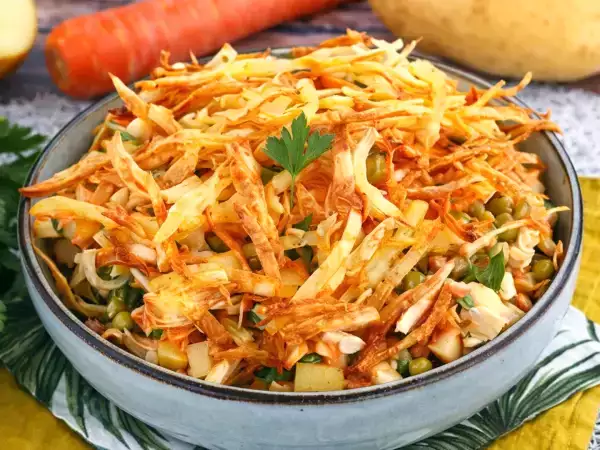 Не само за лятото: 10 здравословни, бързи и цветни пролетни салати