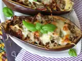 Рецепта Пълнени патладжани с моцарела au gratin