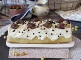 Рецепта Лесно руло с вкус на kinder bueno, идеално за торта за рожден ден или за коледен дървен материал!