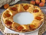 Рецепта Tarte oranaise - бутер тесто, крем и кайсии