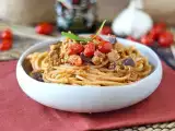 Рецепта Паста с крем от патладжан и чери домати: проста и вкусна рецепта