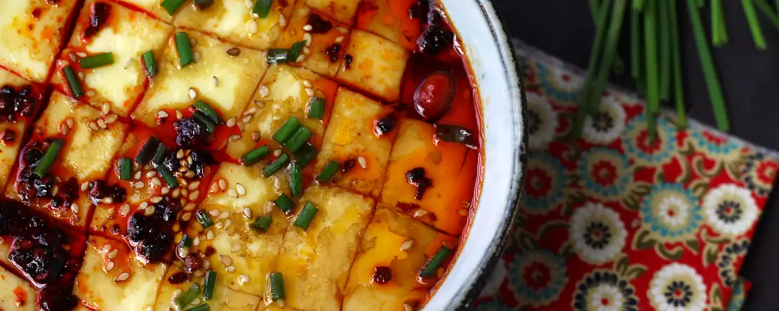 Китайски яйца на пара: китайската рецепта за копринени яйца на пара само с две съставки!