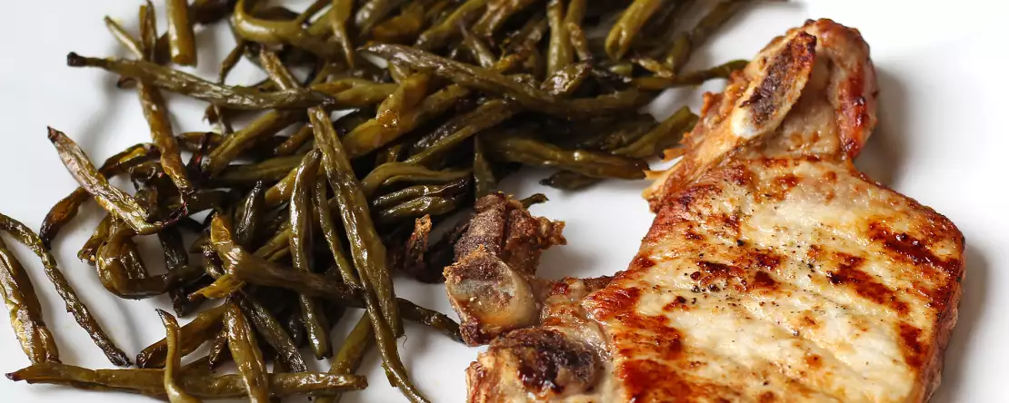 Как се приготвя свински котлет във фритюрника airfryer?