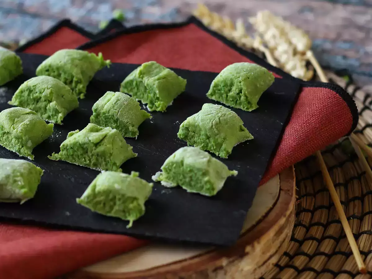 Рецепта Кнедли от грах без яйца: готови за нула време!