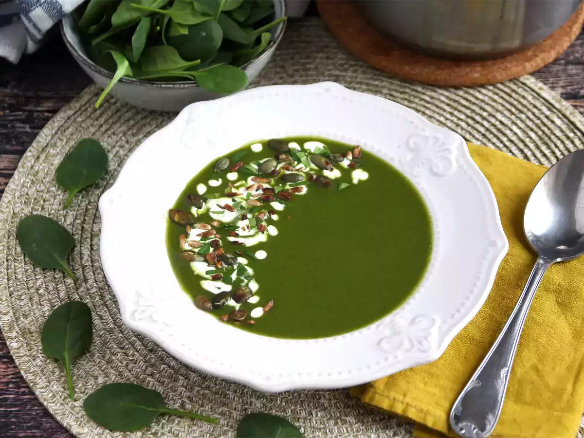 Рецепта Супа от спанак - трикът, с който ще накарате всички да ядат зеленчуци!