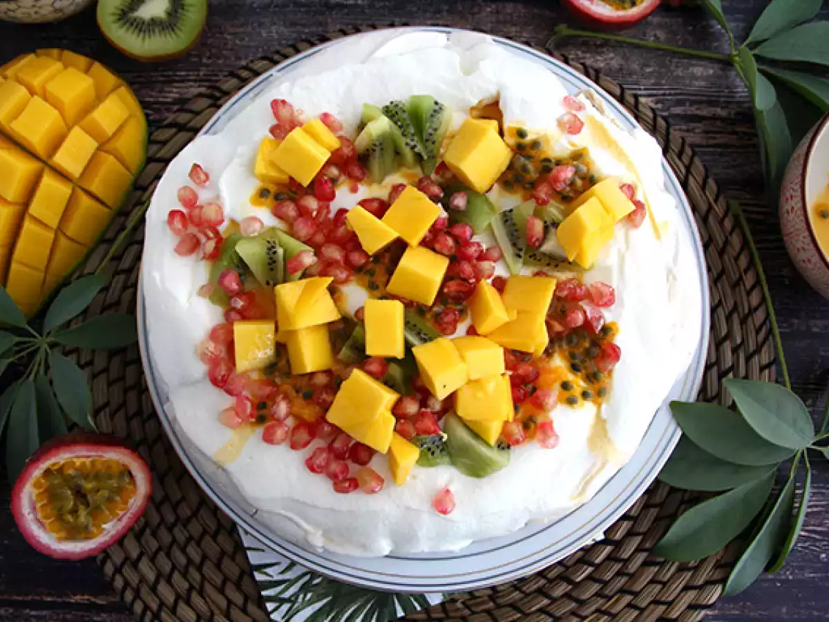 Рецепта Лесна павлова с екзотични плодове