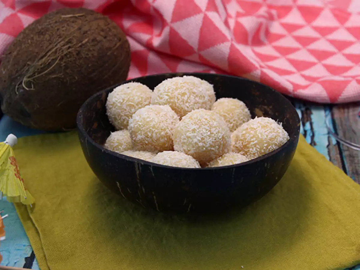 Рецепта Кокосови плодове brigadeiros