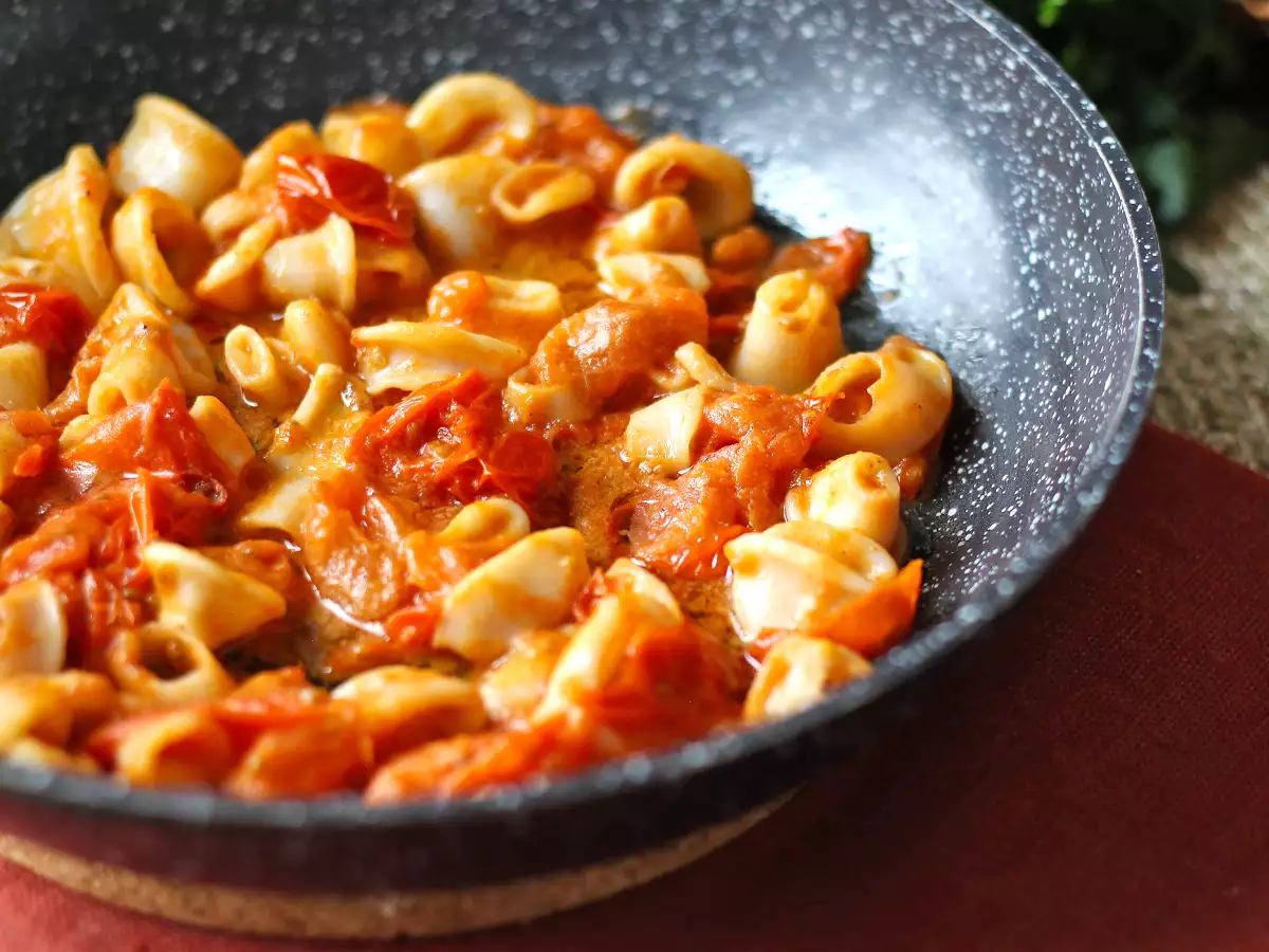 Рецепта Сос от калмари: перфектна подправка за паста