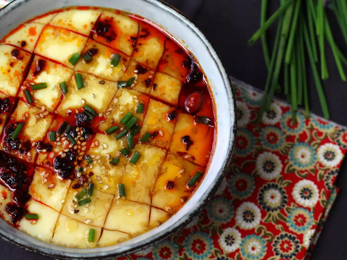 Рецепта Китайски яйца на пара: китайската рецепта за копринени яйца на пара само с две съставки!