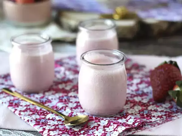 Рецепта Здравословен, кремообразен и с високо съдържание на протеини petit suisse