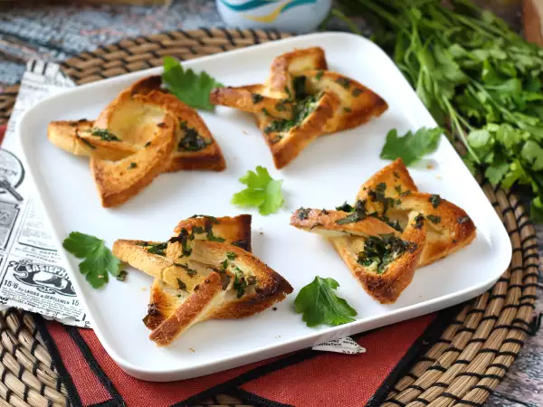 Рецепта Чеснов хляб тип звезда с хляб за сандвичи