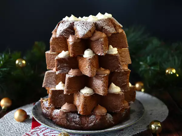 Рецепта Бриош pandoro с пълнеж от крем nutella и ванилов крем във формата на коледна елха