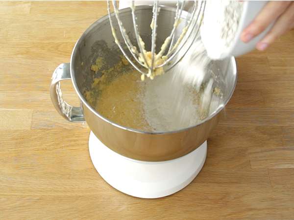 Виктория бисквитена торта - Подготовка стъпка 2