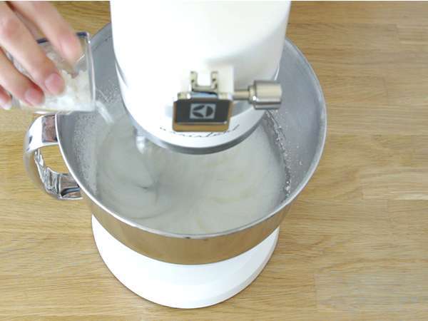 Лесна ягодова павлова - Подготовка стъпка 1