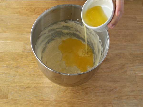 Торта Tres Leches с три млека - Подготовка стъпка 4