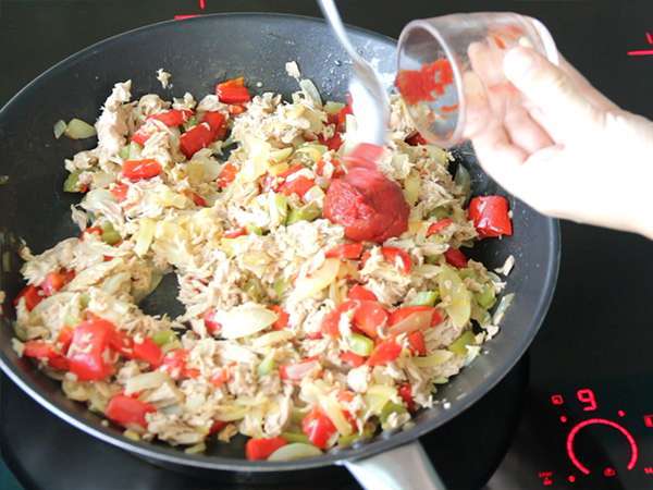 Испански емпанади с риба тон - Подготовка стъпка 4