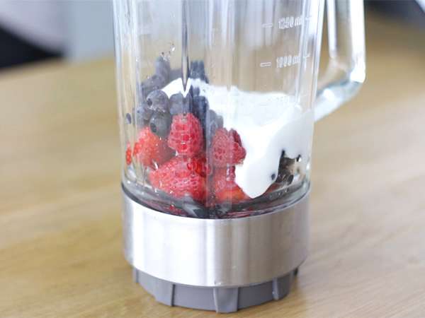 Купа за смути с червени плодове - Подготовка стъпка 1