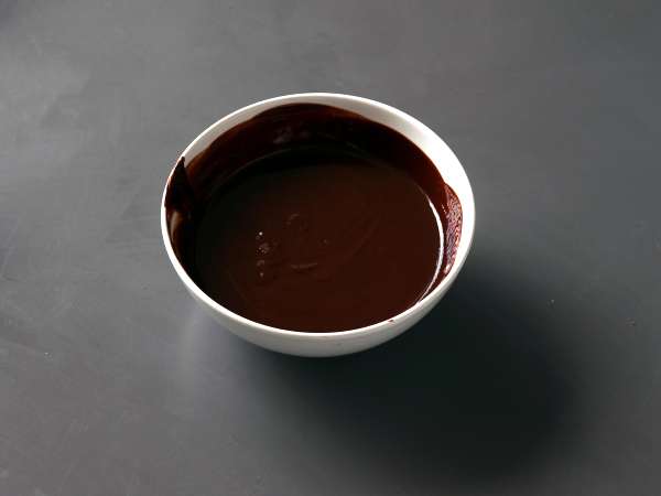 Лесна, влажна шоколадова торта - Подготовка стъпка 2