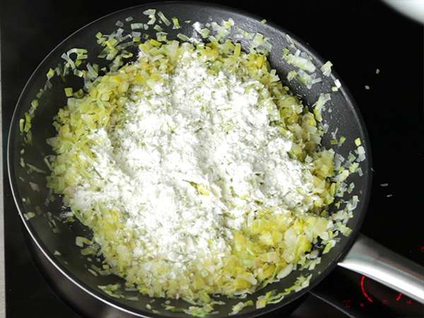 Тарт с праз (6 лесни стъпки и видео) - Подготовка стъпка 2