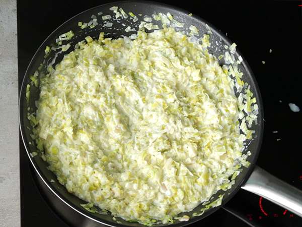 Тарт с праз (6 лесни стъпки и видео) - Подготовка стъпка 3