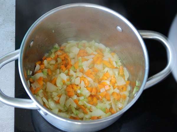 Сос Болонезе, истинската рецепта! - Подготовка стъпка 2