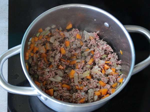 Сос Болонезе, истинската рецепта! - Подготовка стъпка 3