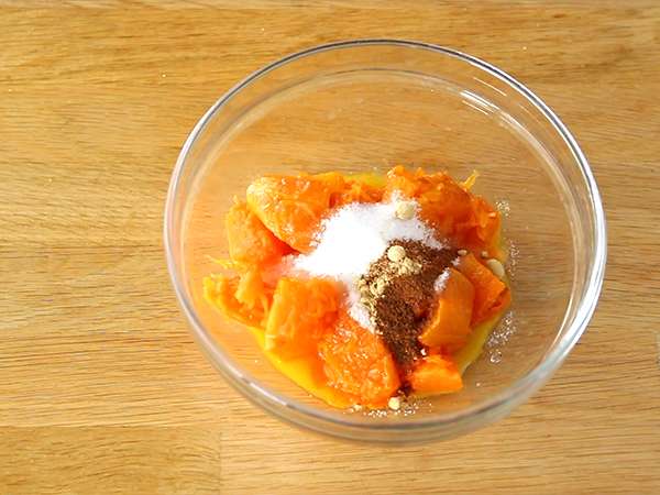 Лате с тиквена подправка - Подготовка стъпка 2