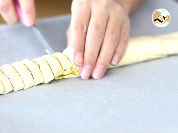 Венец от бутер тесто с песто за аперитив - Подготовка стъпка 2