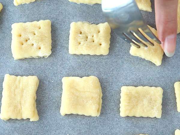 Домашни бисквити за аперитив - Подготовка стъпка 4